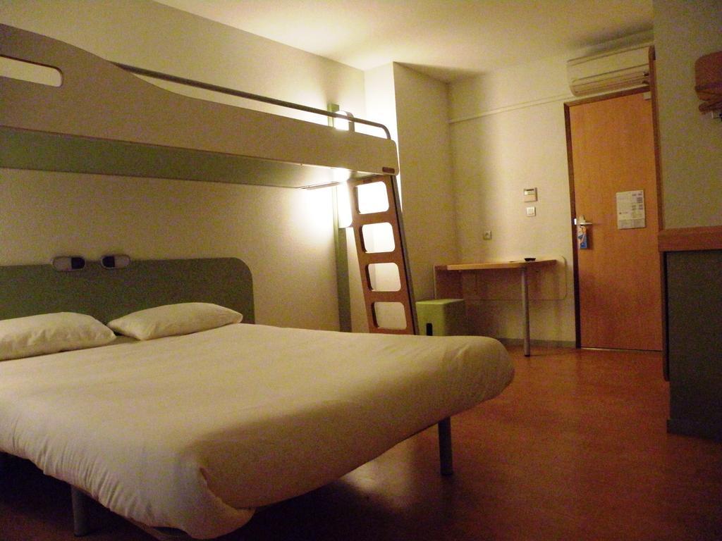 Ibis Budget Montauban Les Chaumes חדר תמונה