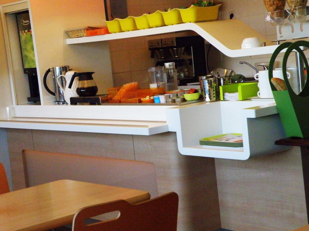 Ibis Budget Montauban Les Chaumes מראה חיצוני תמונה