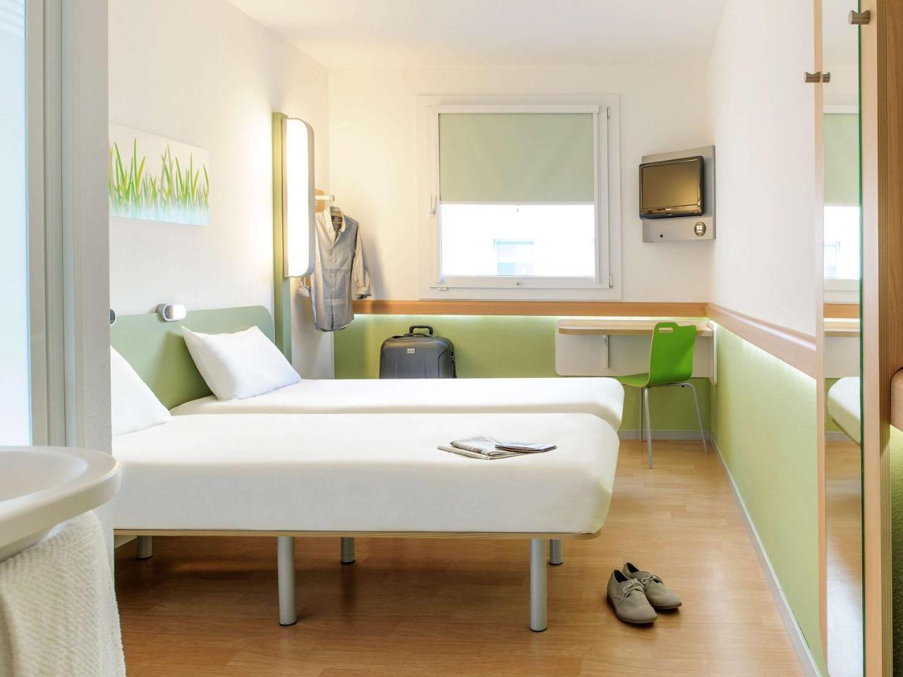 Ibis Budget Montauban Les Chaumes מראה חיצוני תמונה